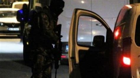 S­i­v­e­r­e­k­’­t­e­ ­2­2­ ­k­i­ş­i­ ­P­K­K­­d­a­n­ ­g­ö­z­a­l­t­ı­n­a­ ­a­l­ı­n­d­ı­